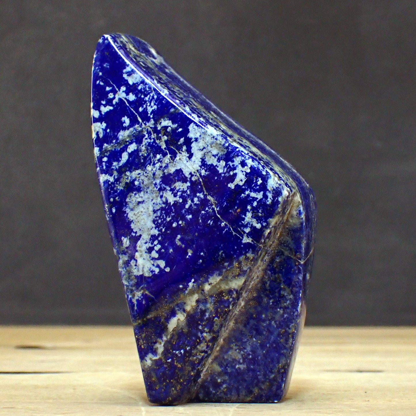 Königsblaue Lapislazuli-Freiform - 352,29g - 117 x 60 x 32 mm