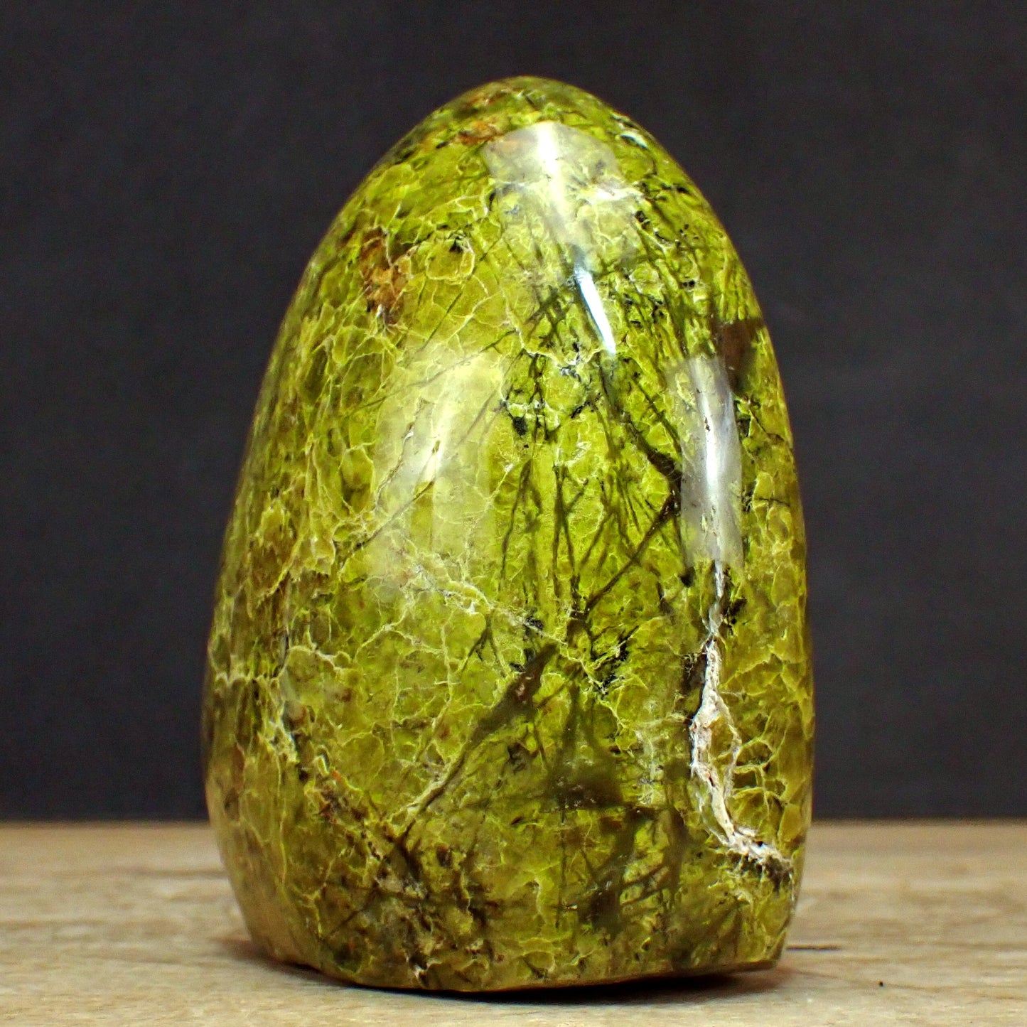 Grüner Opal Freiform - 963,31g - 122 x 105 x 65 mm