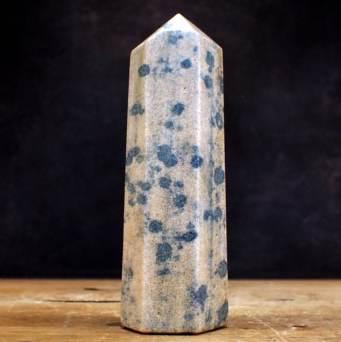 K2 Obelisk aus Madagaskar - 631,34g - 170x52x43mm