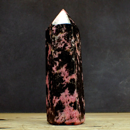 Rhodonit Obelisk - 1506,61g - 200 x 65 x 55mm