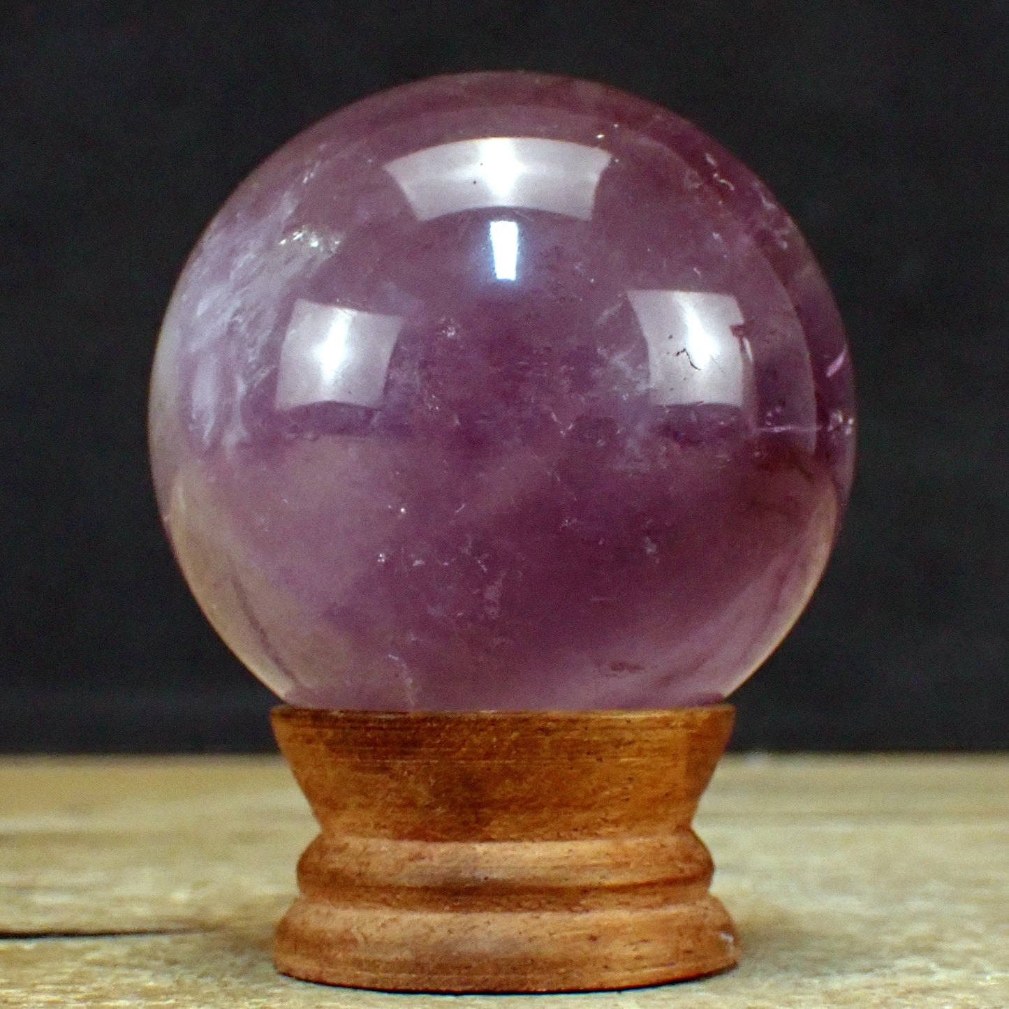 Amethyst Kugel – 396,69g – 66mm