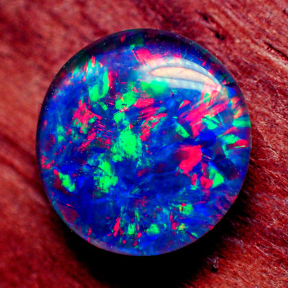 AAA + Schwarzer Opal Triplet, Australien, 2,075ct