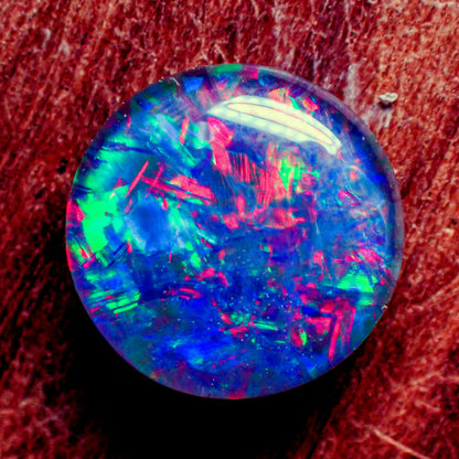 AAA + Schwarzer Opal Triplet, Australien, 2,075ct