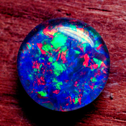 AAA + Schwarzer Opal Triplet, Australien, 2,075ct