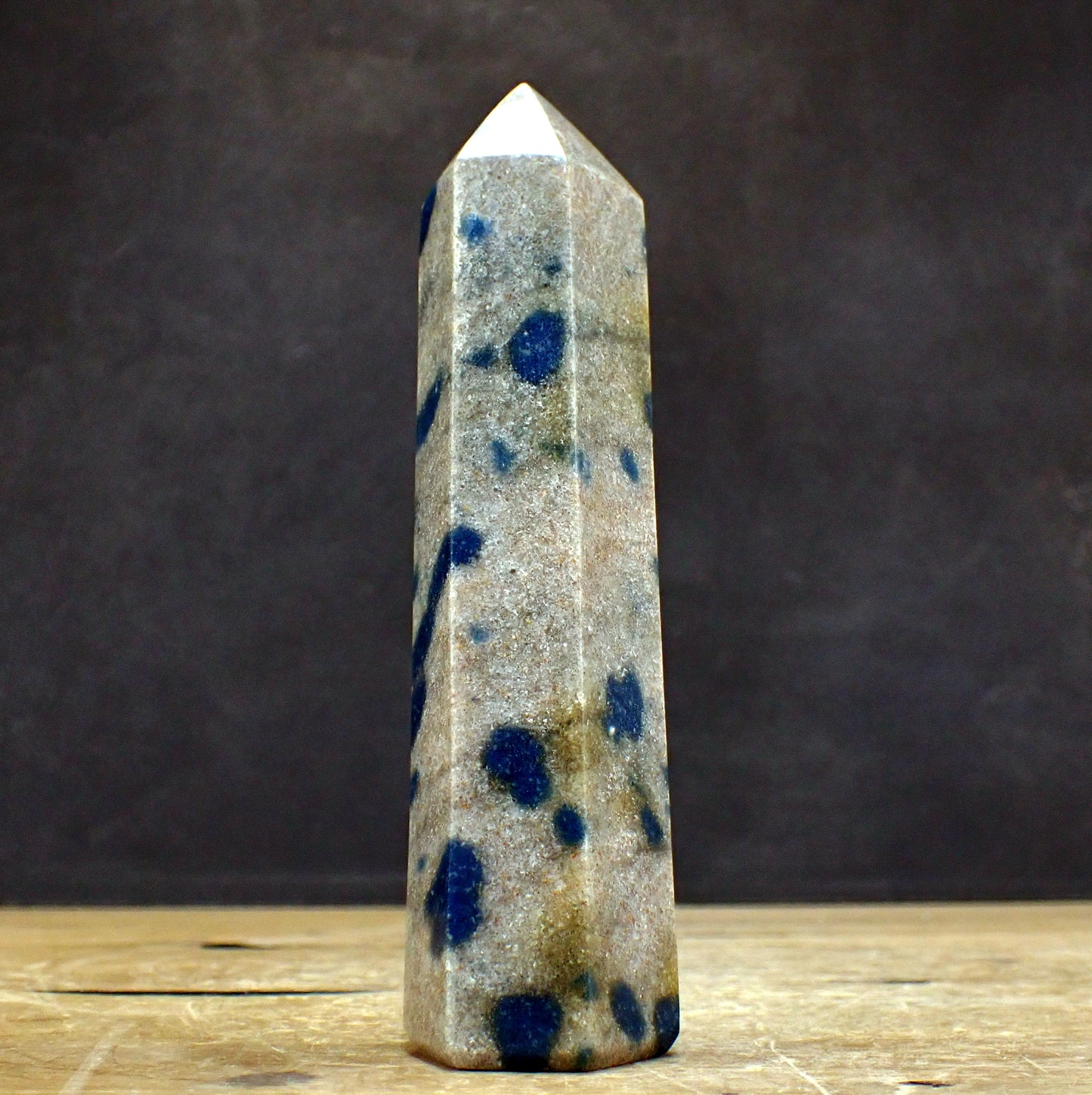 K2 Obelisk aus Madagaskar - 426,89g - 168x45x37mm