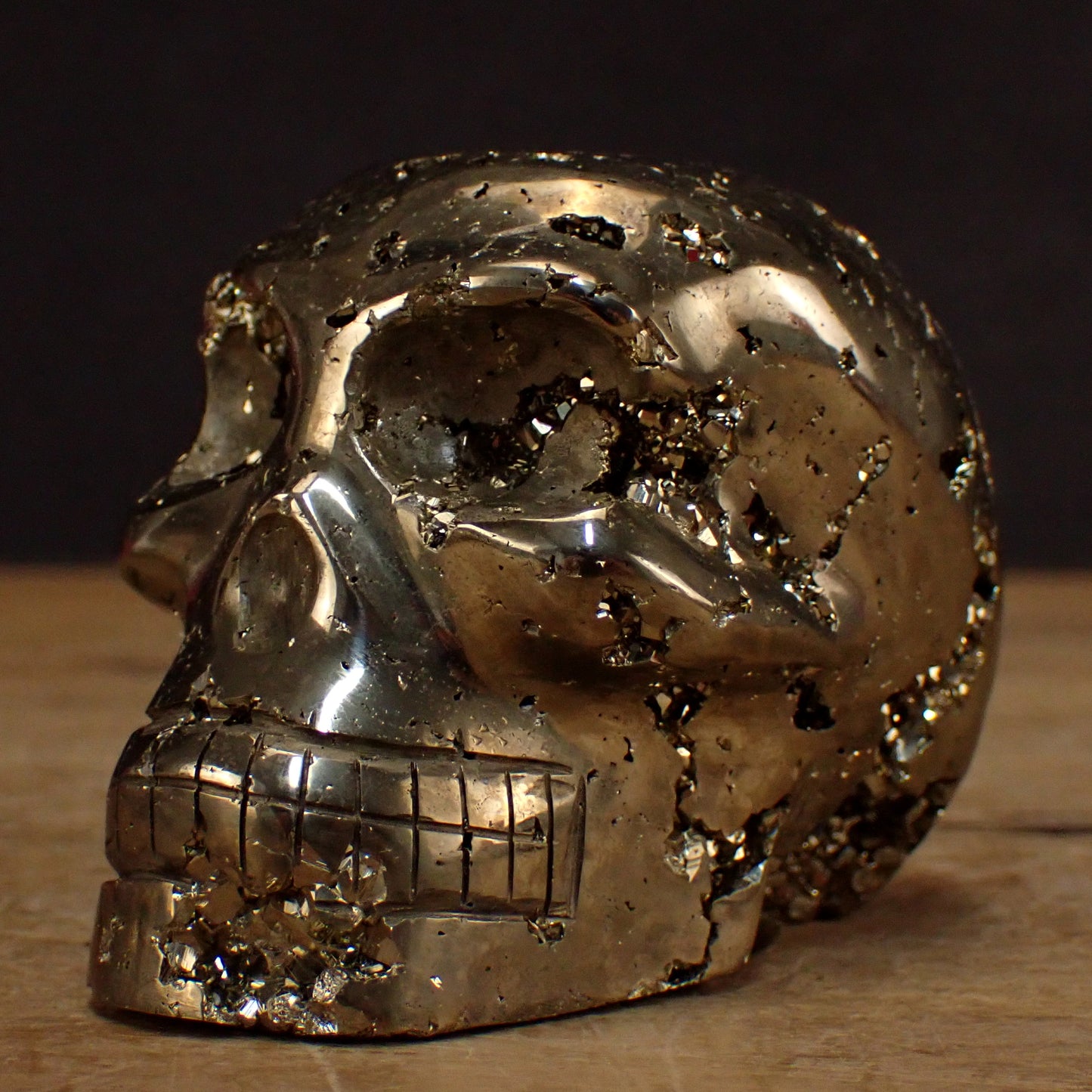 Pyrit Schädel/Totenkopf Skulptur - 749,91g - 88 x 66 x 59 mm