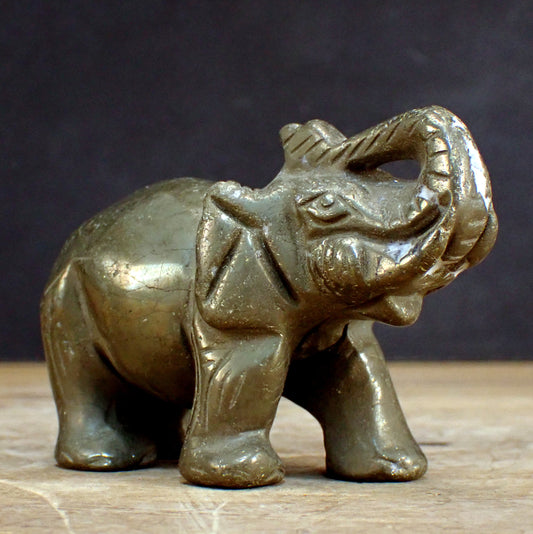 Kopie von Pyrit Elefant Skulptur - 549,98g - 105 x 67 x 50mm