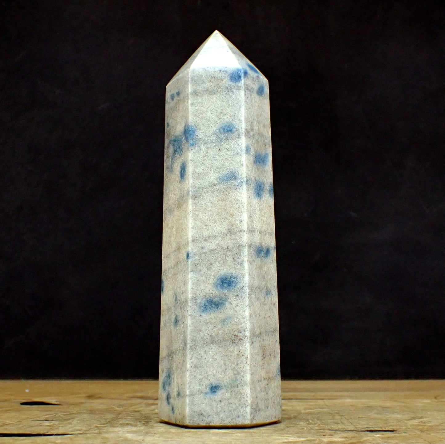 Natürlicher K2 Obelisk aus Madagaskar - 708,19g - 182 x 53 x 45mm