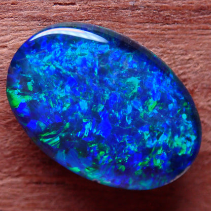 AAA + Black Opal Triplet, Australien, 2.43 ct