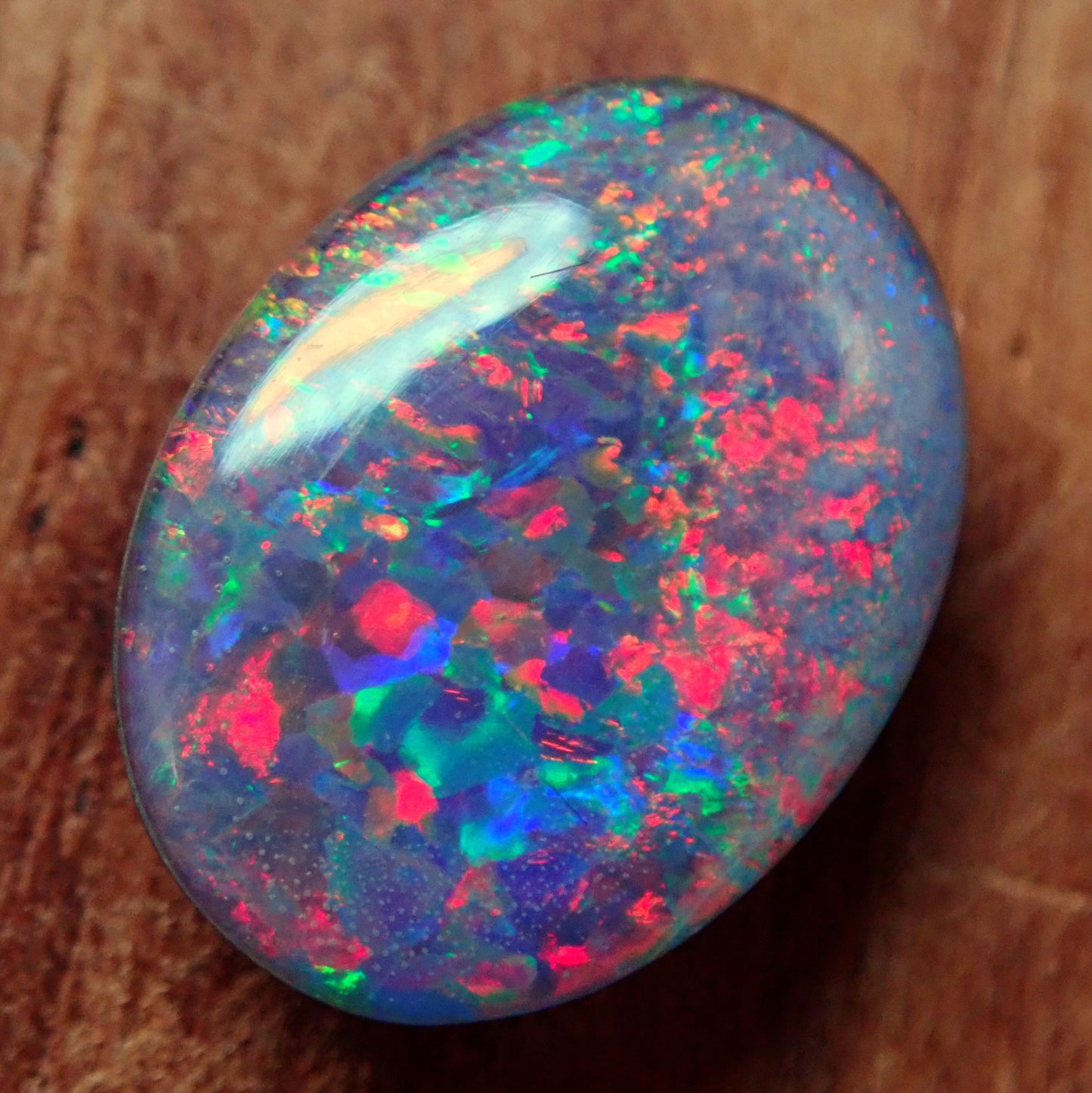 AAA + Black Opal Triplet, Australien, 2.355ct - 0,471g