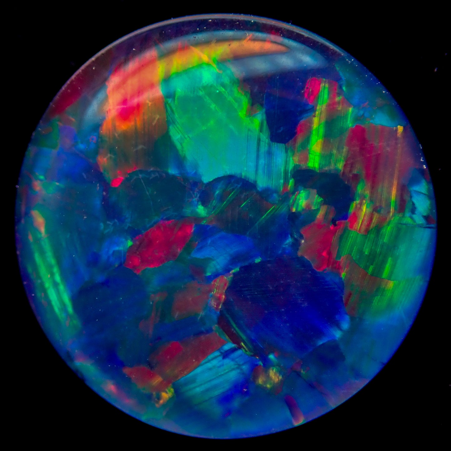 AAA + Black Opal Triplet, Australien, 3,395ct - 0,679g