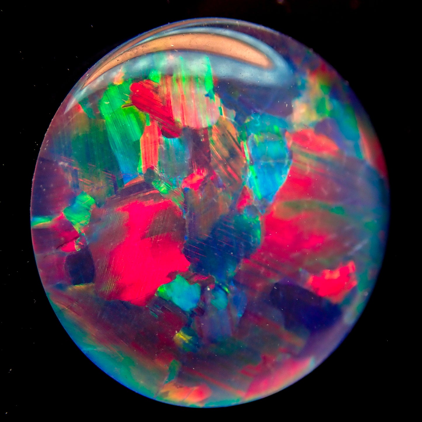 AAA + Black Opal Triplet, Australien, 3,395ct - 0,679g