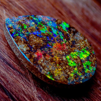 Natürlicher AAA+ Boulder Opal aus Australien, 20.695 ct