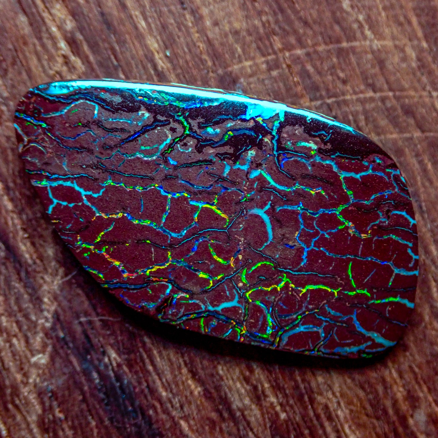 Natürlicher AAA+ Boulder Opal aus Australien, 7.495ct