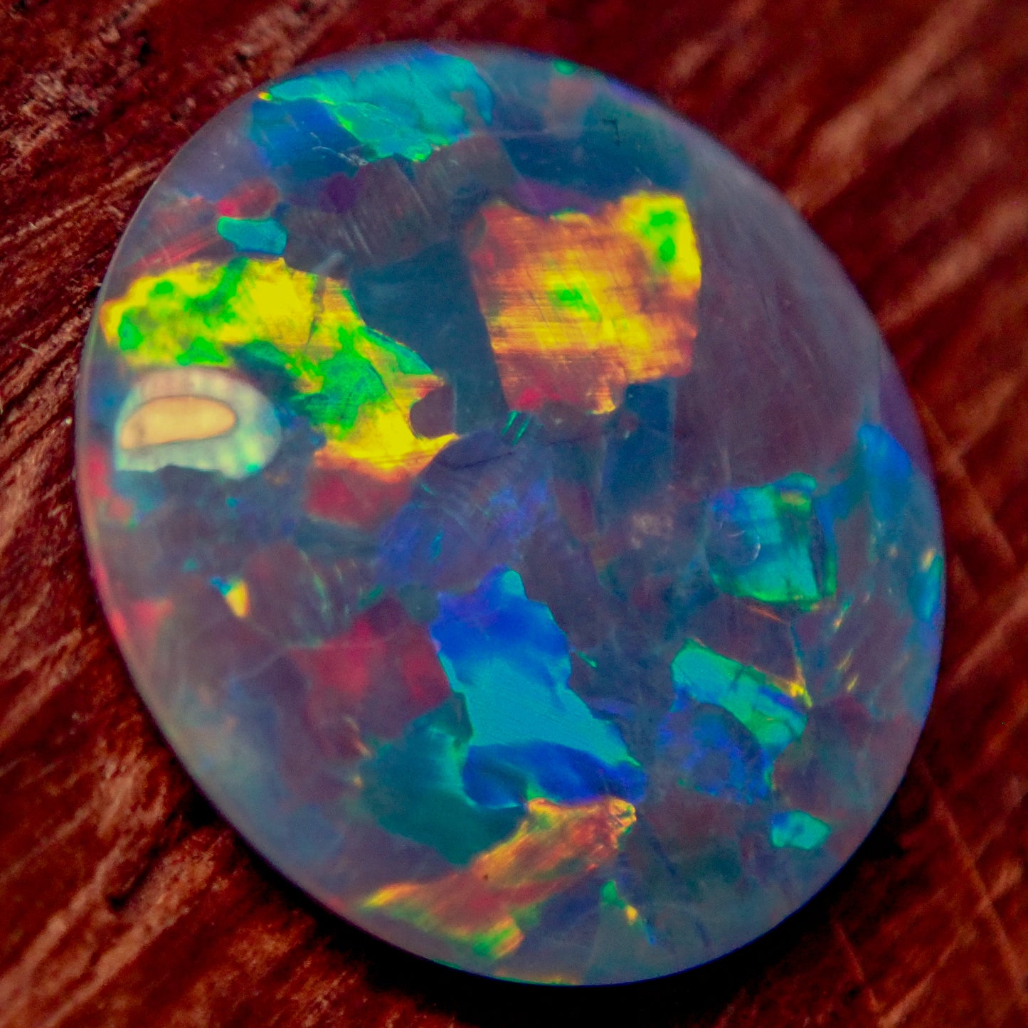 AAA + Black Opal Triplet, Australien, 3.67ct - 0,734g