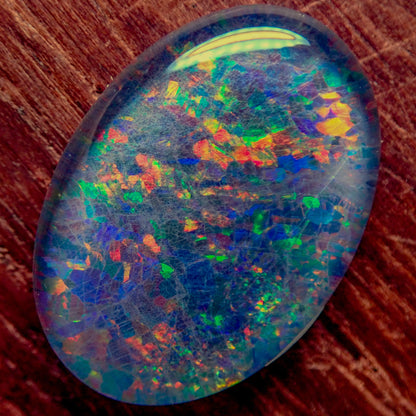 AAA + Black Opal Triplet, Australien, 0,724g - 3,62ct