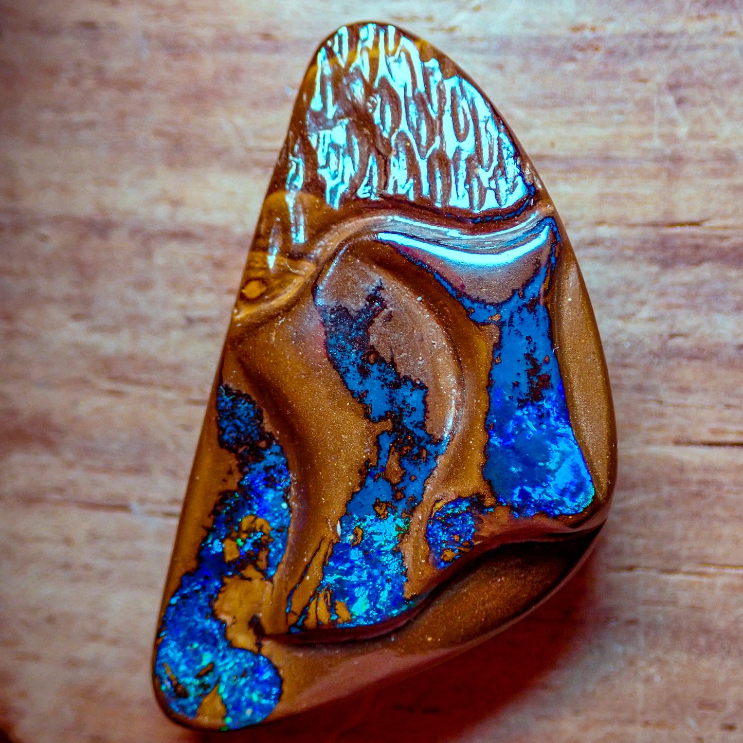 Natürlicher AAA+ Boulder Opal Anhänger aus Australien, 42.965 ct