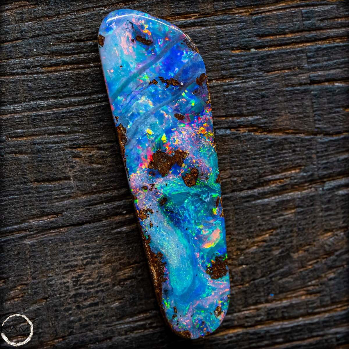 Natürlicher  Boulder Opal aus Australien Edelsteinqualität - 1,85g 9,25ct