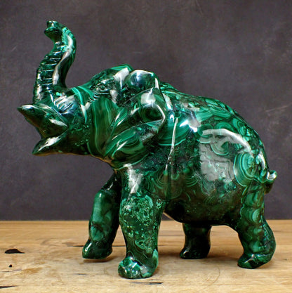 Sehr altenrt Malachit Elefant - Skulptur, Kongo - 6402,88g