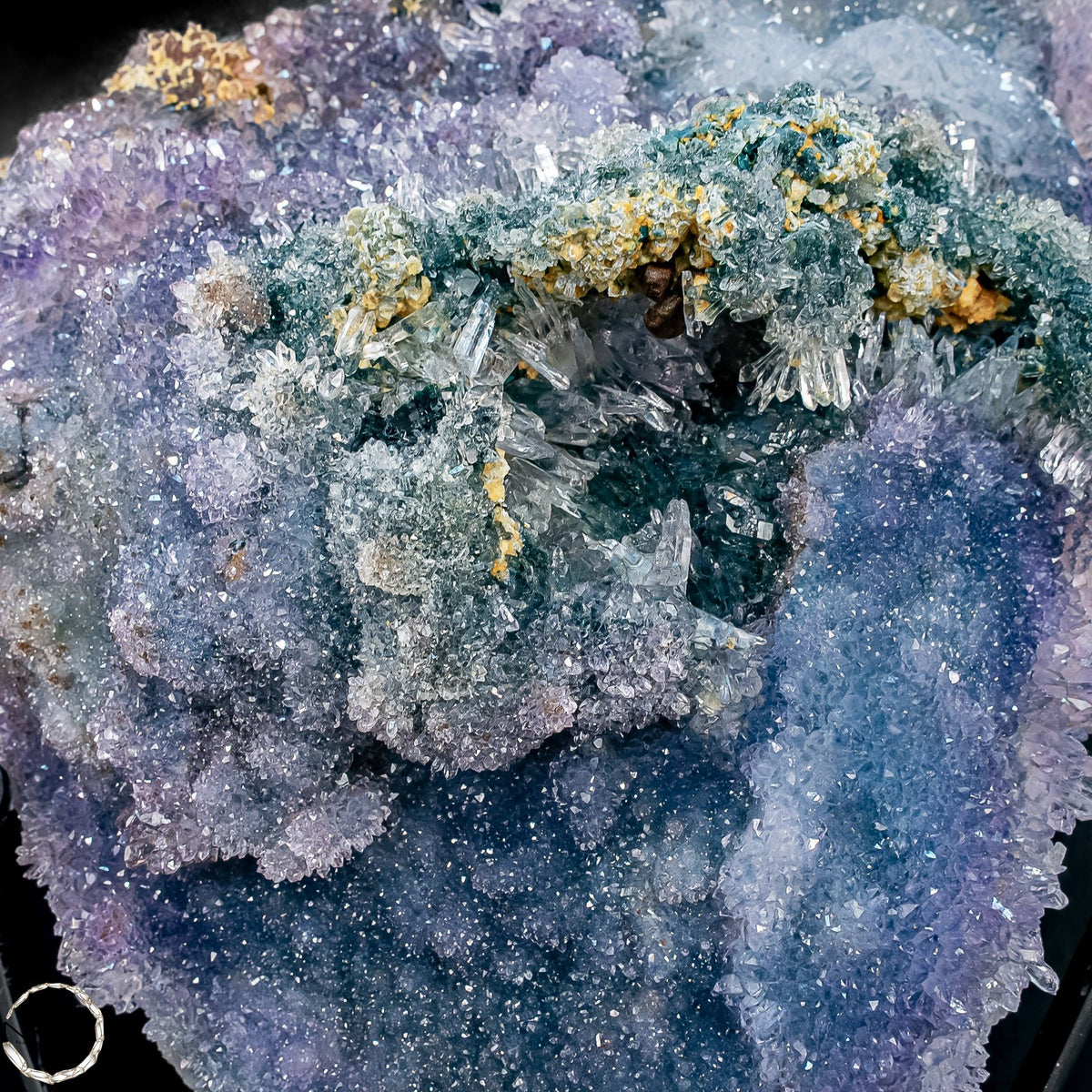 Spektakulärer Blumen-Amethyst auf Ständer – 1904,22g