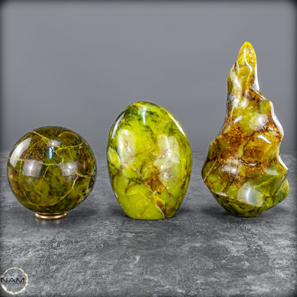 Außergewöhnliches Grünes Opal Set -1624,24g