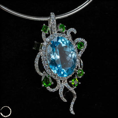 Aquamarin & Chromdiopsid Anhänger – Meisterwerk natürlicher Eleganz - 33,9ct