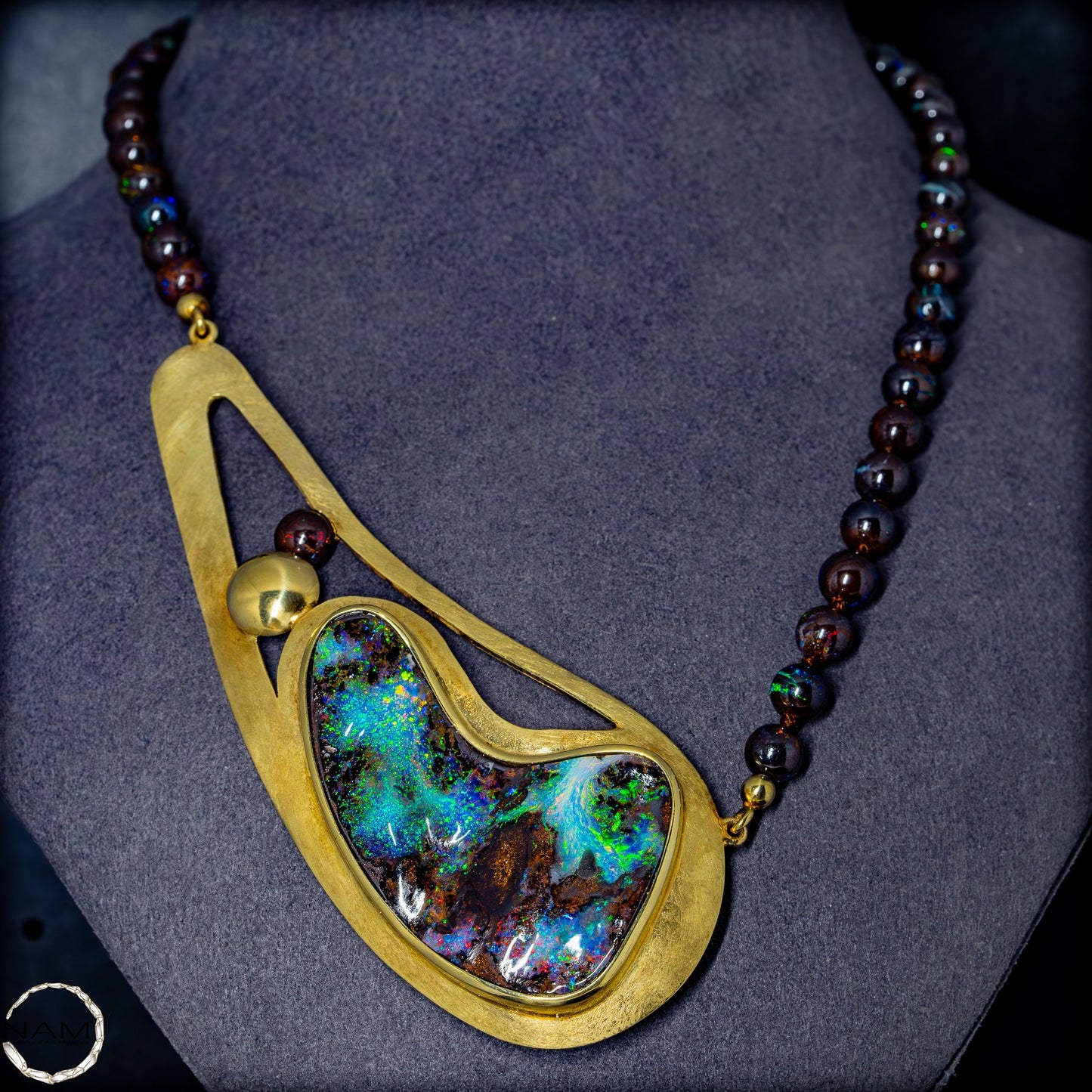 Boulder Opal Halskette mit Designer-Anhänger - 50,89g 254,45ct