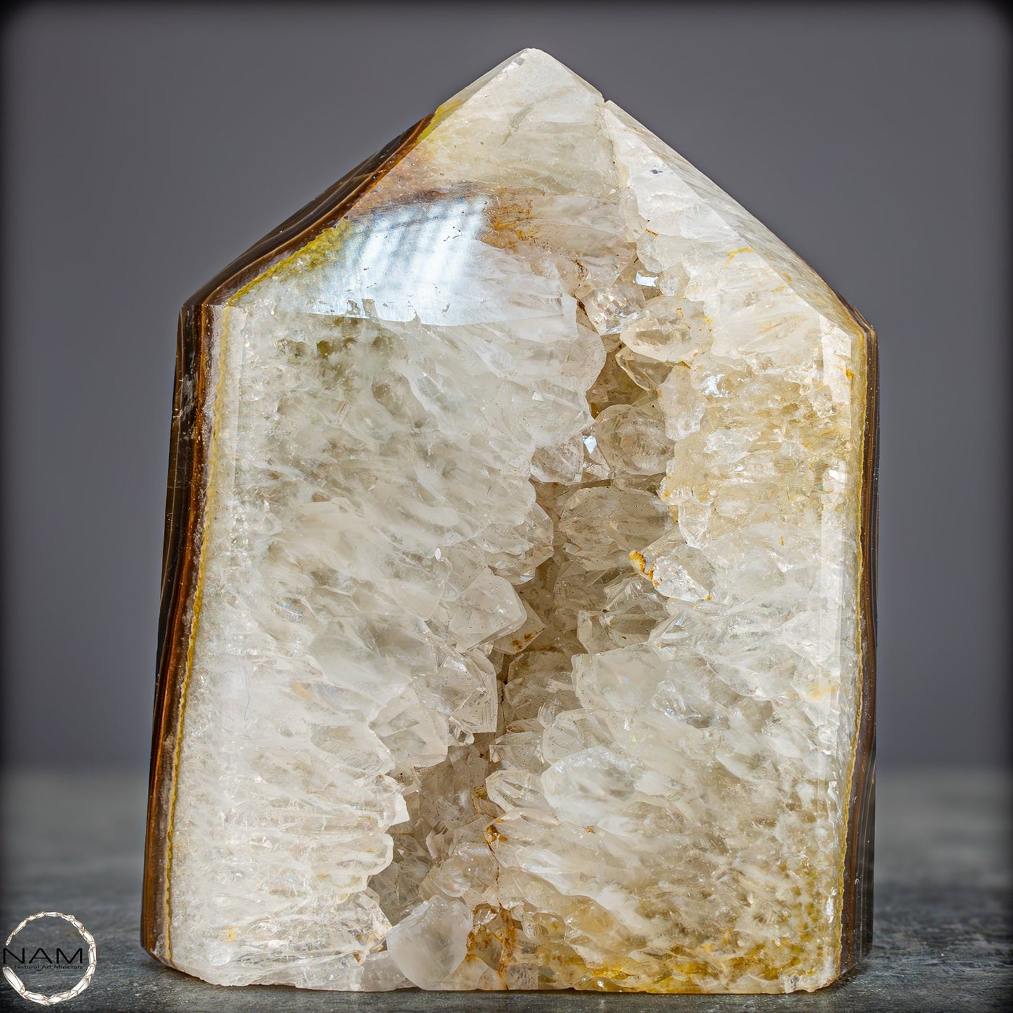 Natürlicher Achat-Kristall Obelisk mit Druse - 719,29g