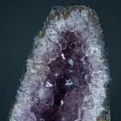 Natürliche Intensive Amethyst-Kristall Kathedrale/Druse - 12411,95g