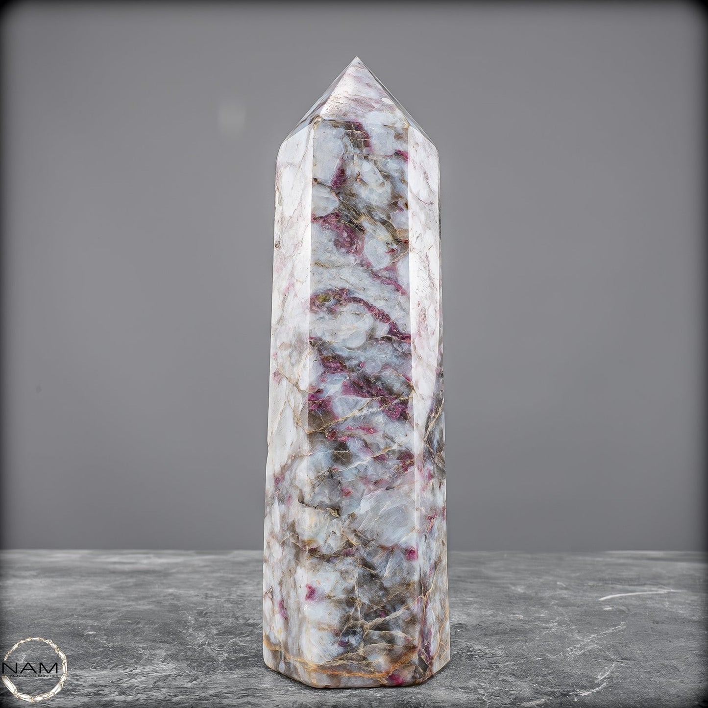 Einzigartiger Rubellit-Obelisk - 535,55g