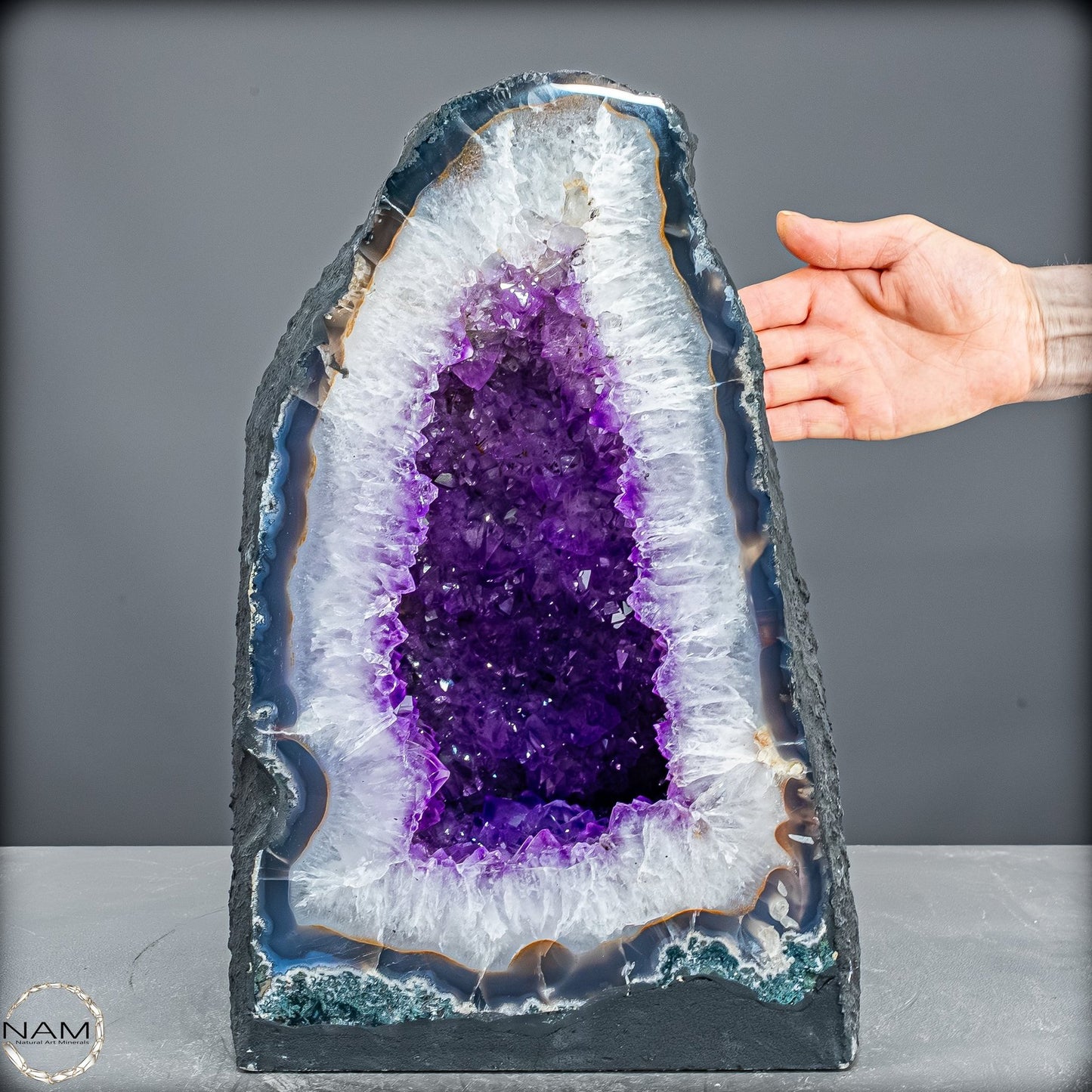 Amethyst-Druse Kathedrale – Naturwunder aus Uruguay – 23386,11g