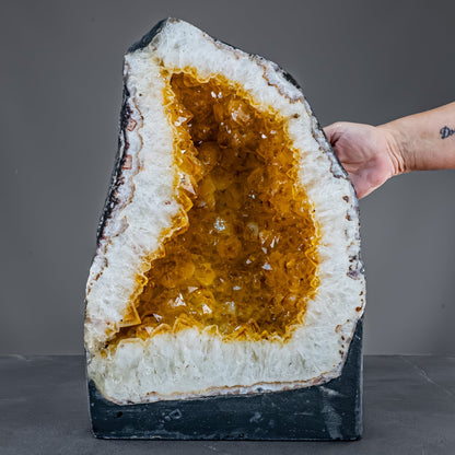 Große  Citrin-Quarz Druse, Brasilien - 26223,37g