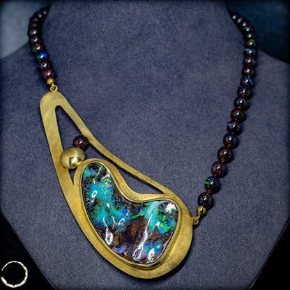 Boulder Opal Halskette mit Designer-Anhänger - 50,89g 254,45ct