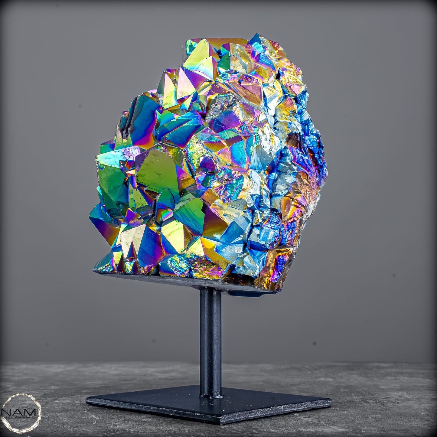 Kristall-Aura-Amethyst auf Ständer – 1377,44g