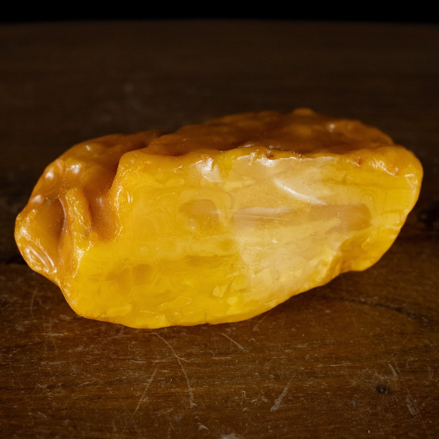 Natürlicher Butterscotch-Bernstein aus Russland, Kalingrad - 204,78g