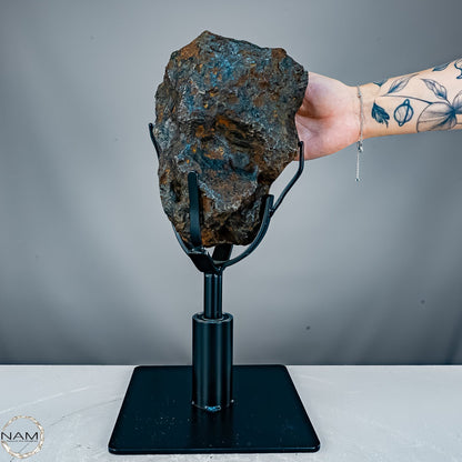 Campo del Cielo Eisenmeteorit auf Ständer, Argentinien - 15452,69 g