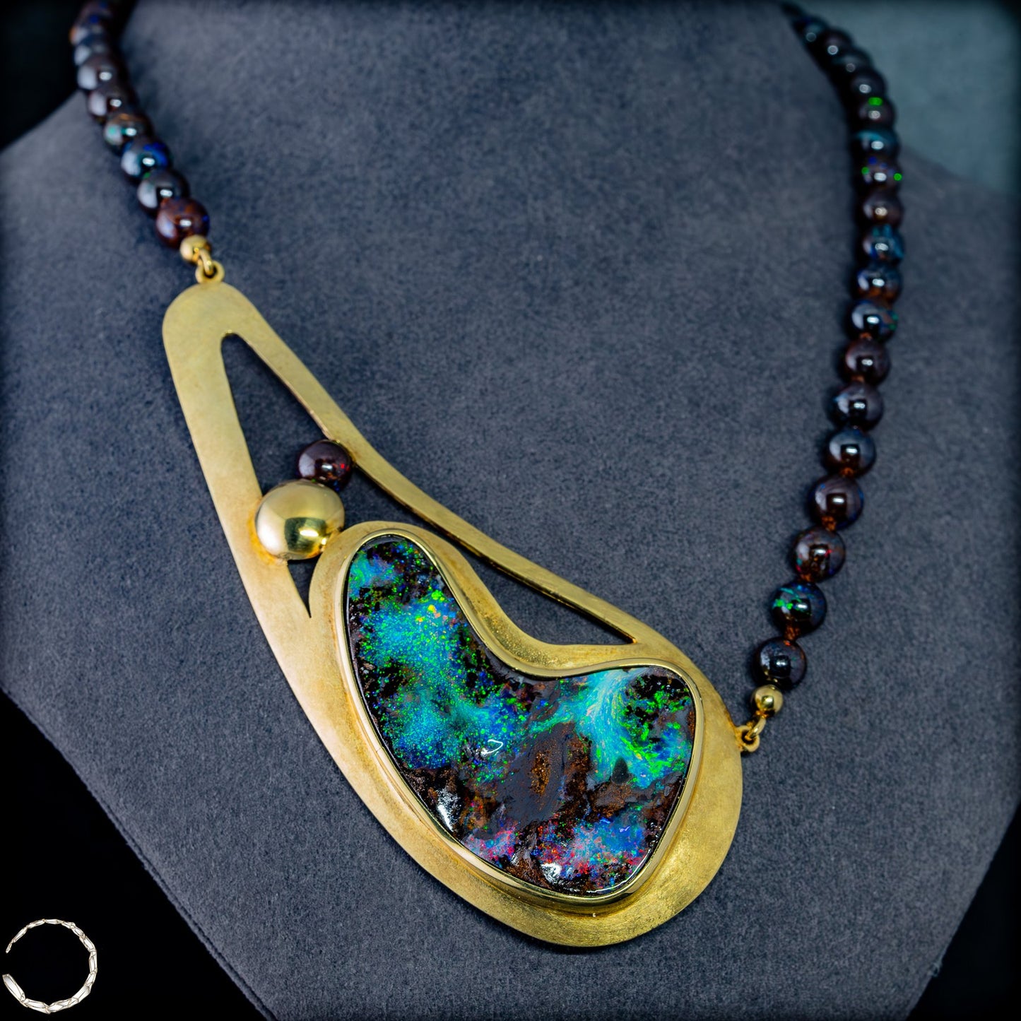 Boulder Opal Halskette mit Designer-Anhänger - 50,89g 254,45ct