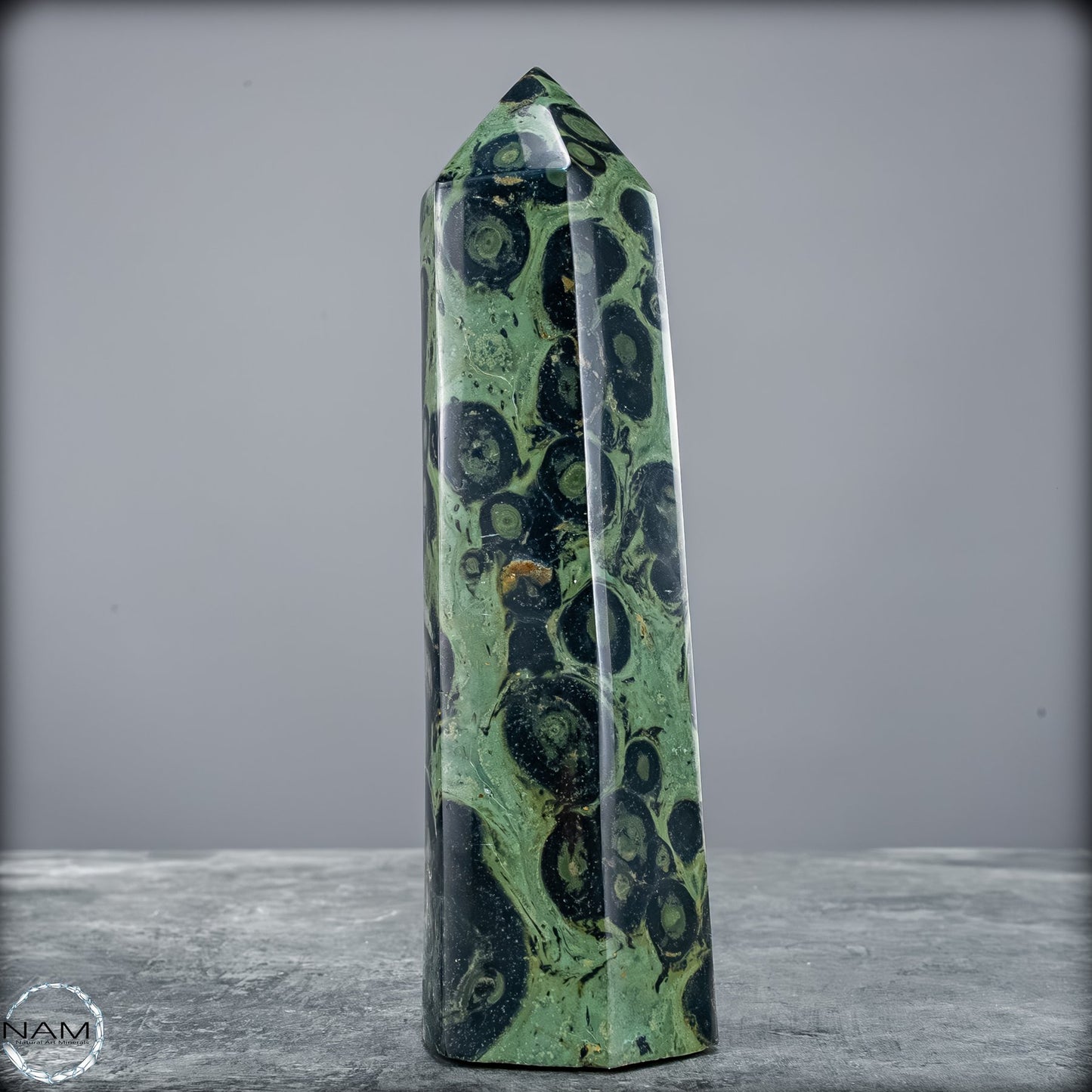Natürlicher  Kambaba-Jaspis Obelisk - 588,16g