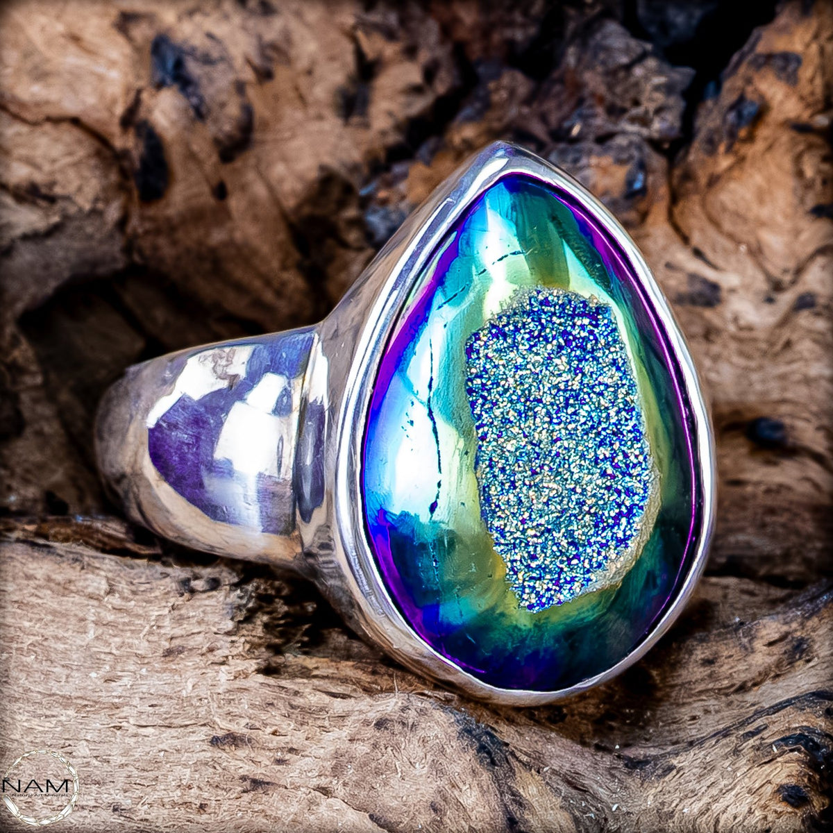 Aura-Amethyst Ring aus 925er Silber – 6,36g 31,8ct