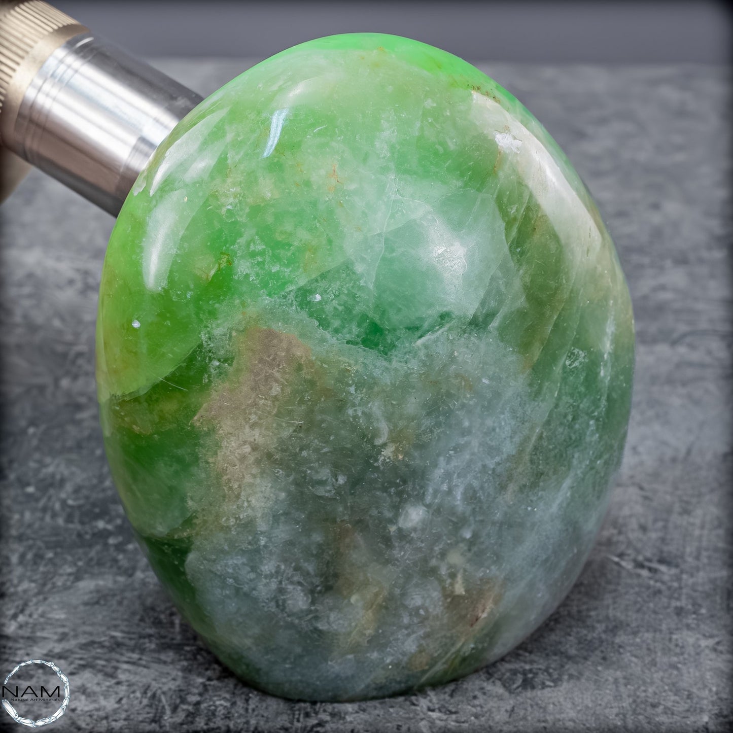 Natürliche Grüne Fluorit-Kristall Freiform - 934,99g