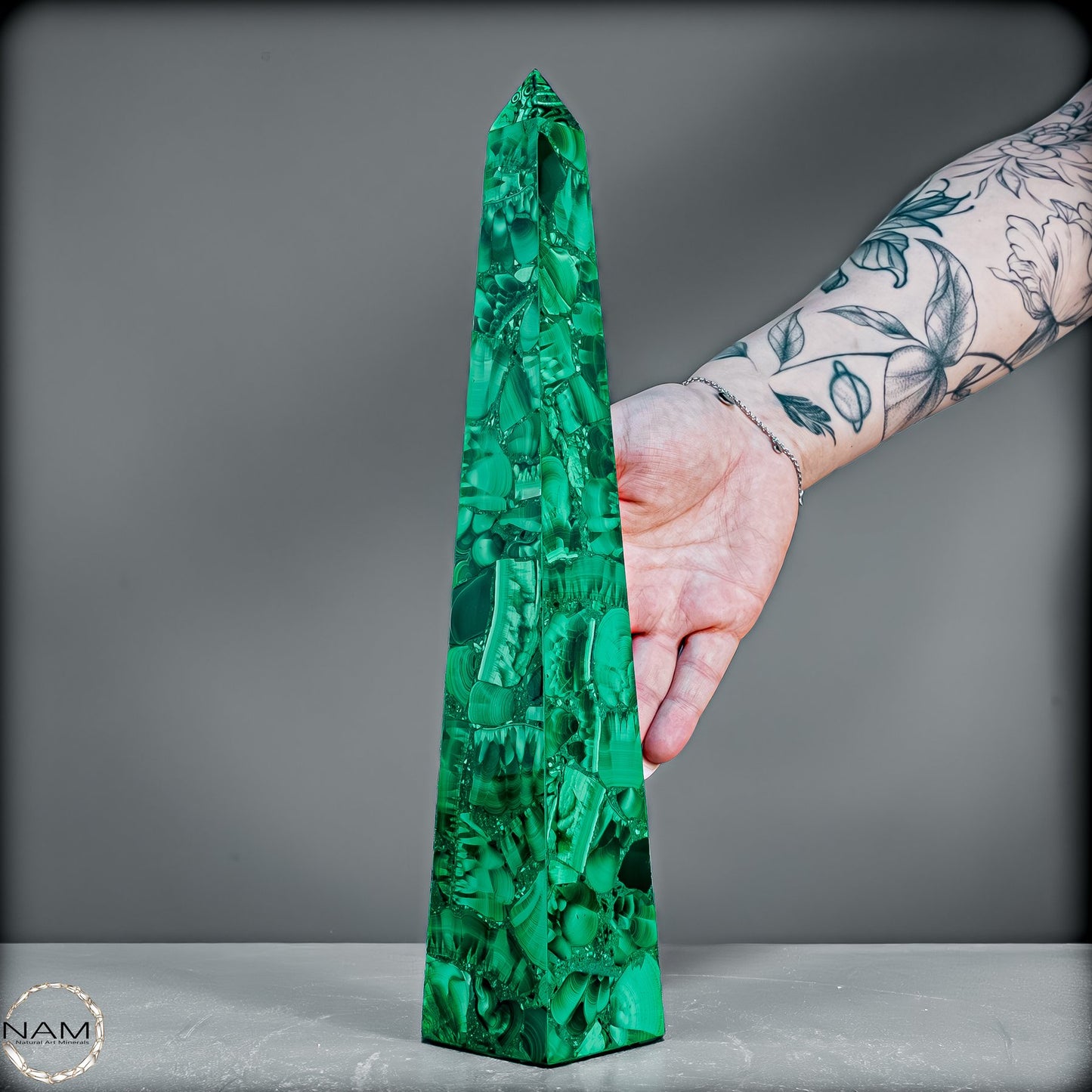 Malachit-Turm – Monumentale Eleganz aus der Natur - 793,37g