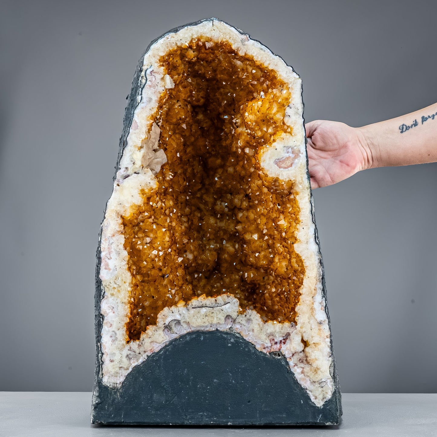 Große  Citrin-Quarz Druse, Brasilien - 38384,99g