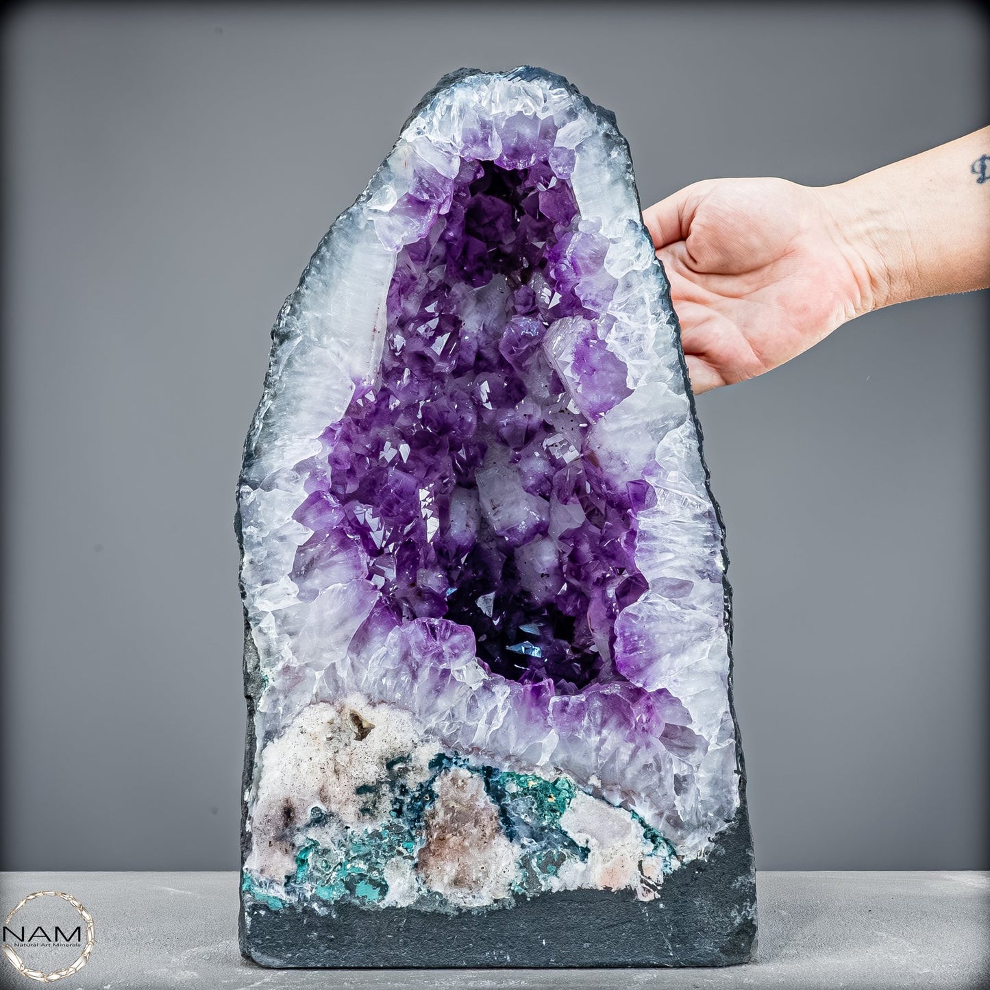 Amethyst-Druse mit Calcit aus Uruguay – 13184,13g
