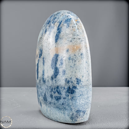 Natürliche K2 Freiform aus Madagaskar - 904,94 g