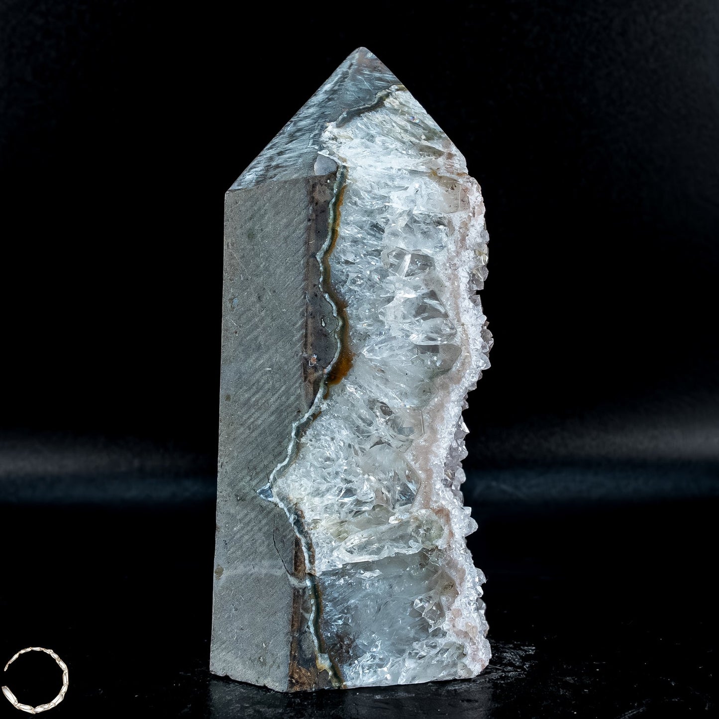 Natürlicher Achat-Kristall Obelisk mit Druse - 531,22g