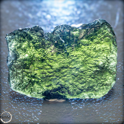 Großer Natürlicher Moldavit Kristall -11,11g 55,55ct