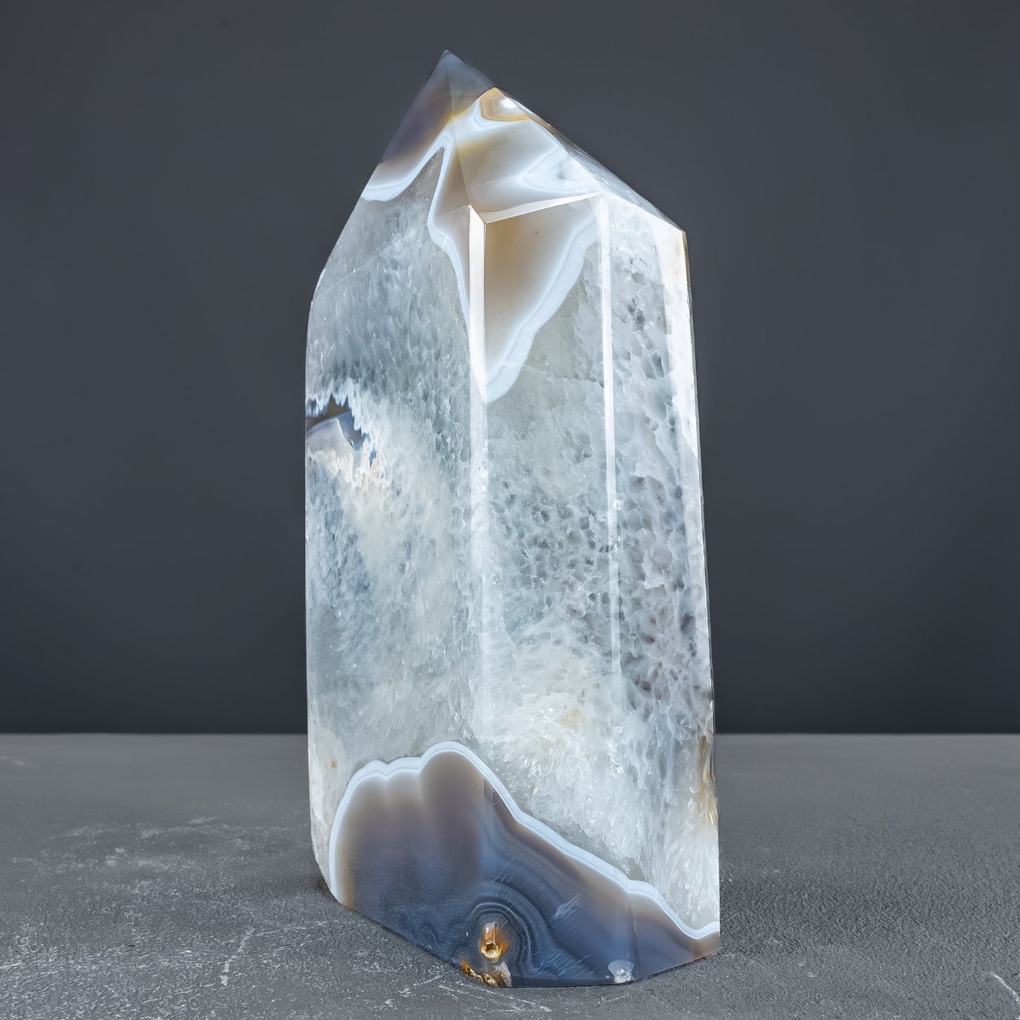 Natürlicher Achat-Kristall Obelisk mit Druse - 1975,61g
