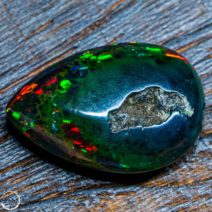 Großer Schwarzer Opal Cabochon - 3,00g 15ct