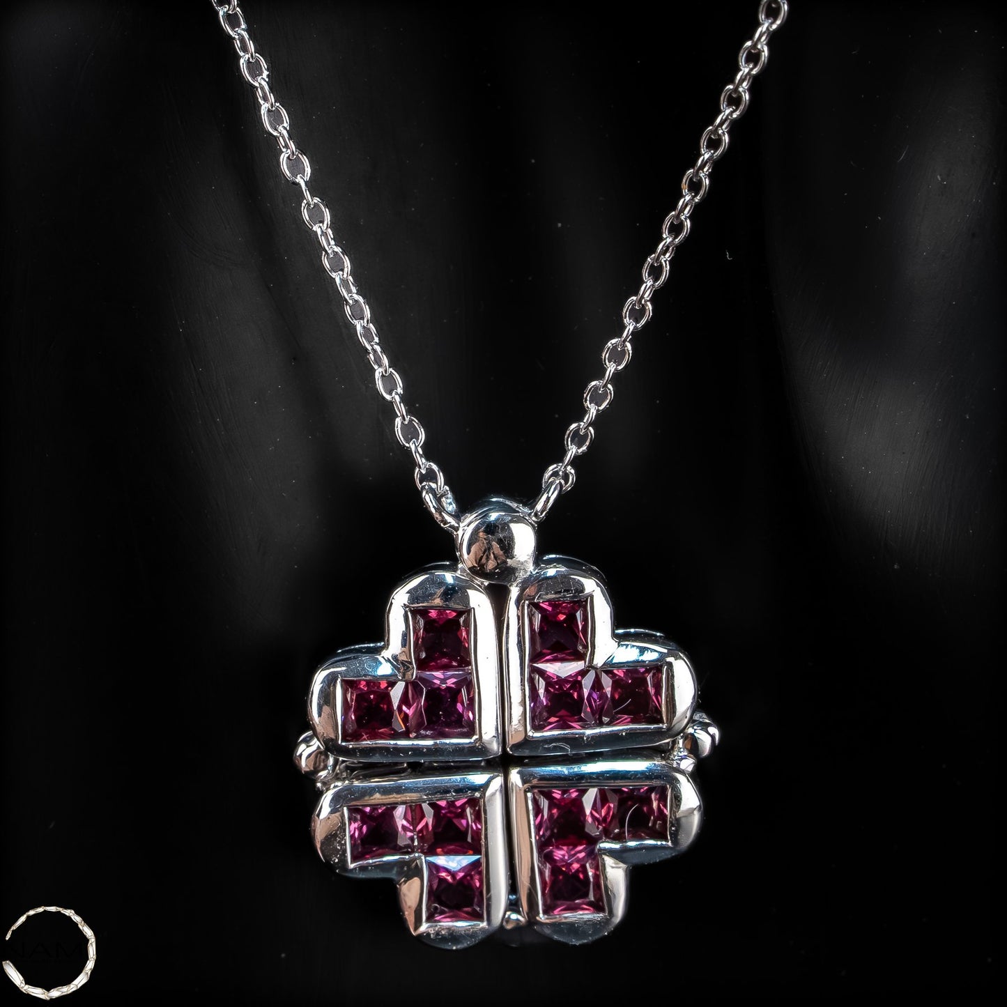 Ausdrucksstarke Rubin-Kette – zeitlose Eleganz mit Charakter -6,03g  - 30,15ct