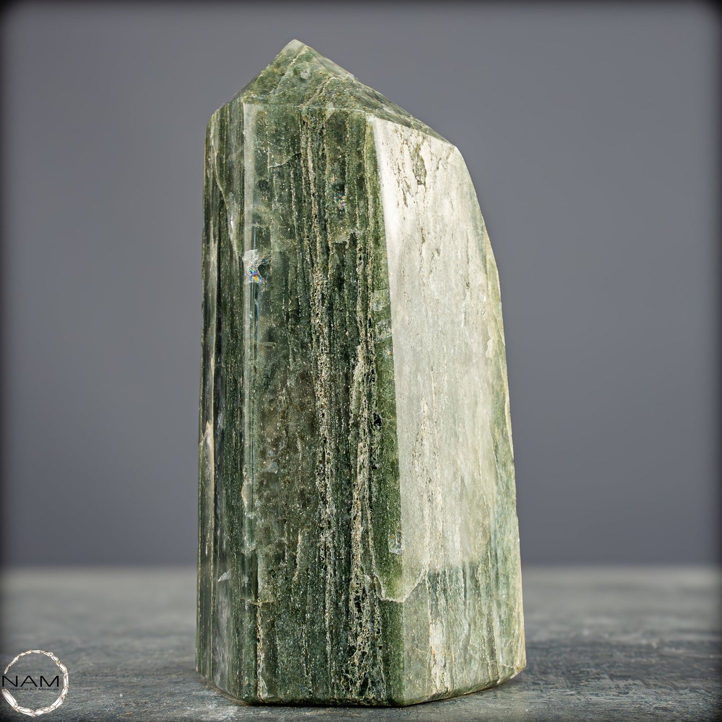 Natürliche Grüne-Quarzkristall Obelisk aus Brasilien - 675,38g